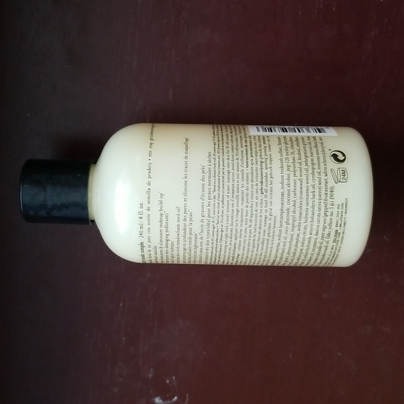 Philosophy purity made simple one-step facial cleanser with meadowfoam seed oil - Picture 2 of 3